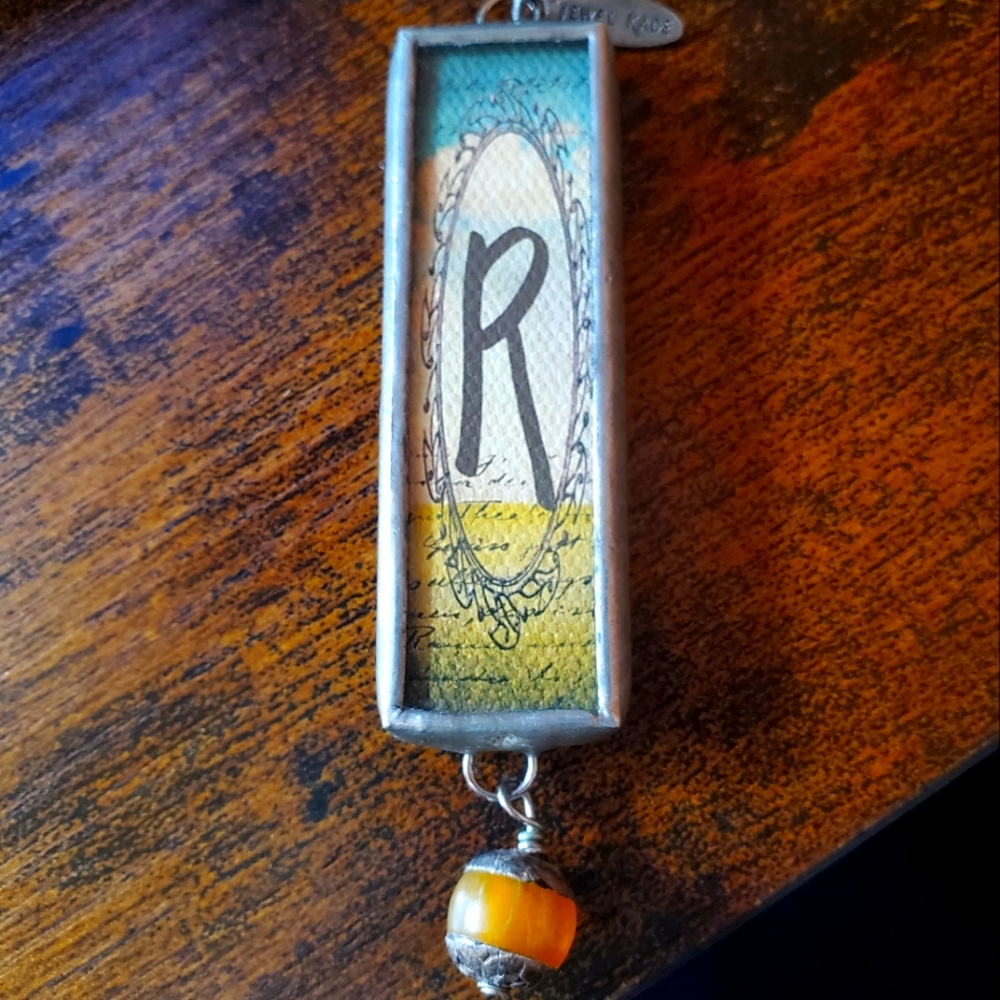 Jewel Kade initial "R" Charm